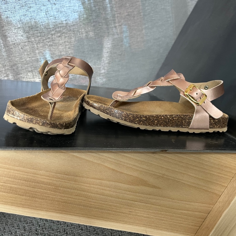 Great Gold Leather Sandals